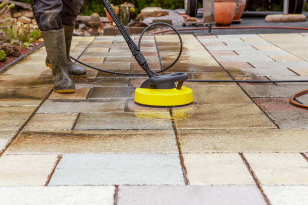 Best Gas Station Cleaning  in Inglis, FL
